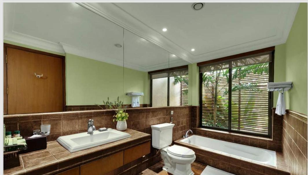 Ibiza The Fern Resort & Spa, Calcutta  Esterno foto