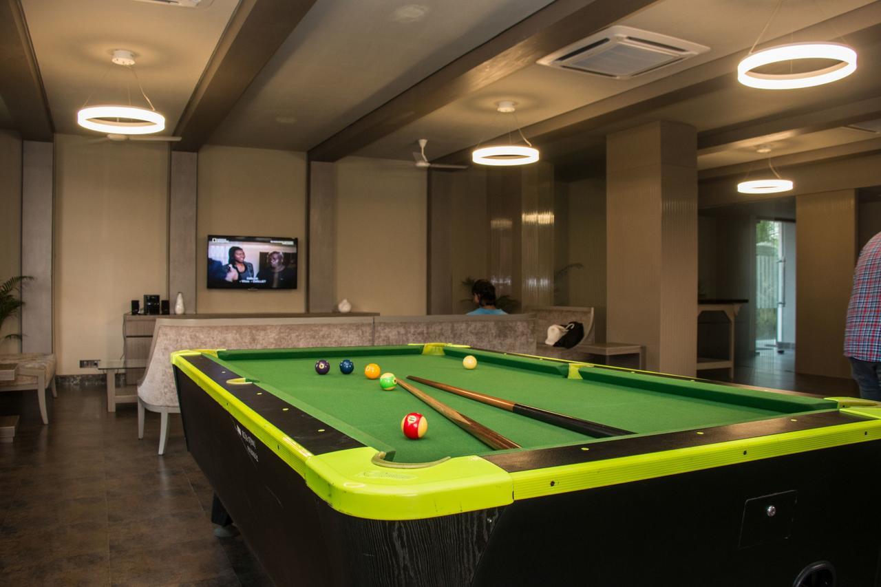 Ibiza The Fern Resort & Spa, Calcutta  Esterno foto