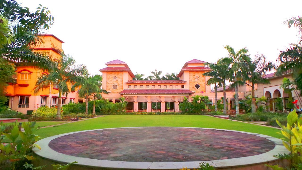 Ibiza The Fern Resort & Spa, Calcutta  Esterno foto