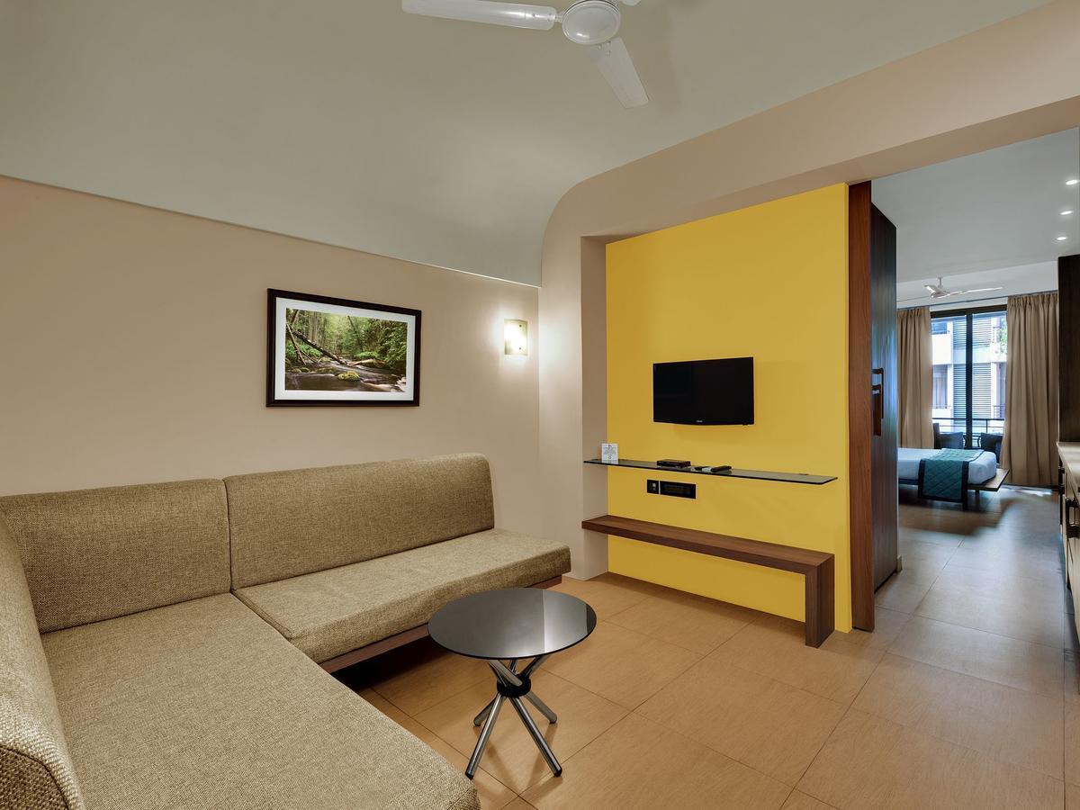 Ibiza The Fern Resort & Spa, Calcutta  Esterno foto