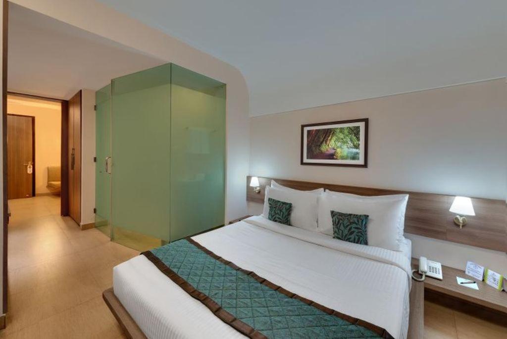 Ibiza The Fern Resort & Spa, Calcutta  Esterno foto